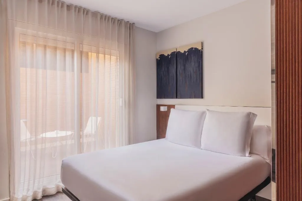 FAMILY ROOM STANDARD Room, Balmes, Barcelona