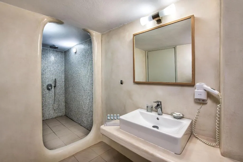 Room, Kokkinos Villas, Santorini