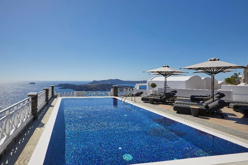 Pool, Petit Palace, Santorini