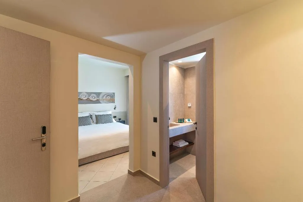 Room, Mariette Rhodes Urban Suites, Rhodes