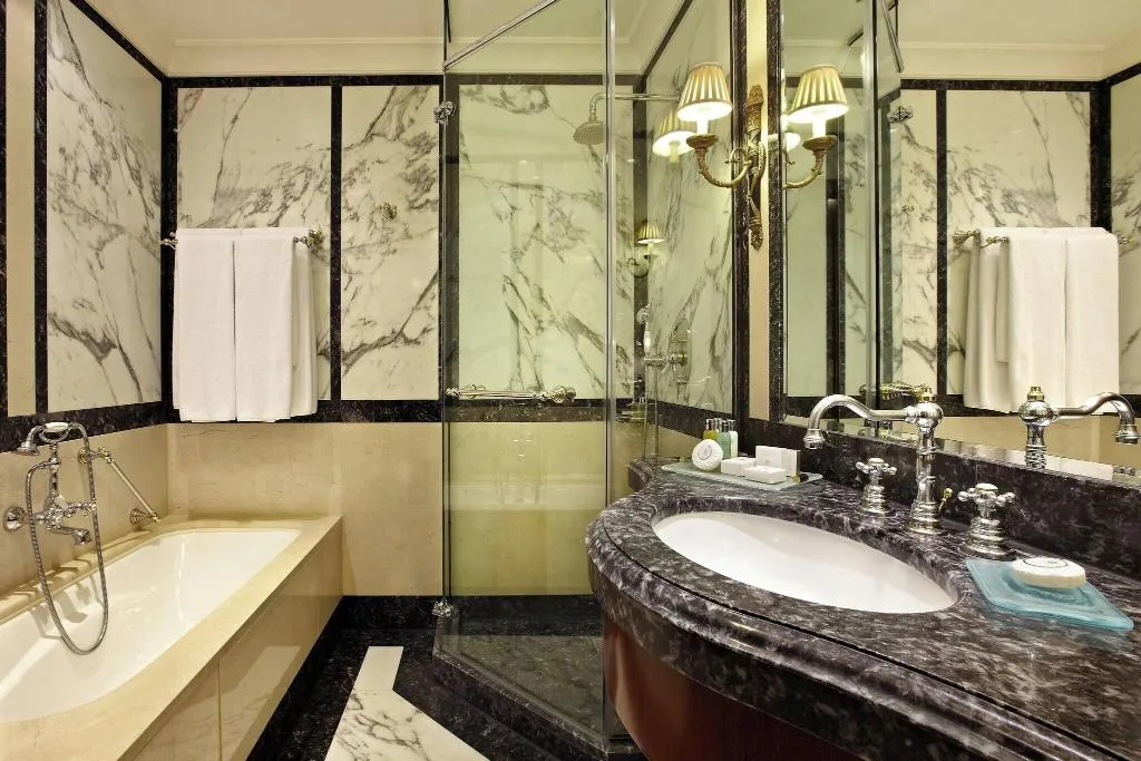 Room, Grande Bretagne, A Luxury Collection Hotel, Athens