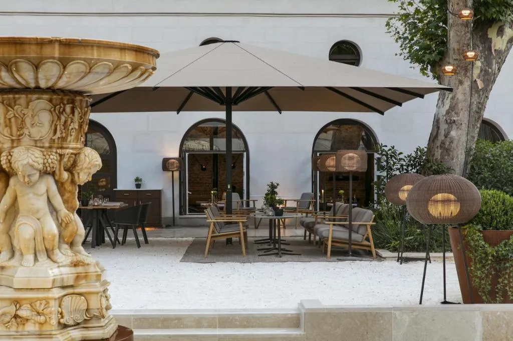 Terrace, Palacio de los Duques Gran Meliá, Madrid