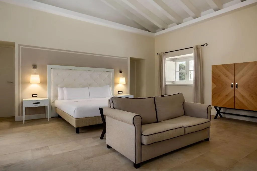 JUNIOR SUITE QUEEN SIZE BED Room, Dolce by Wyndham Siracusa I Monasteri Golf & Spa, Catania