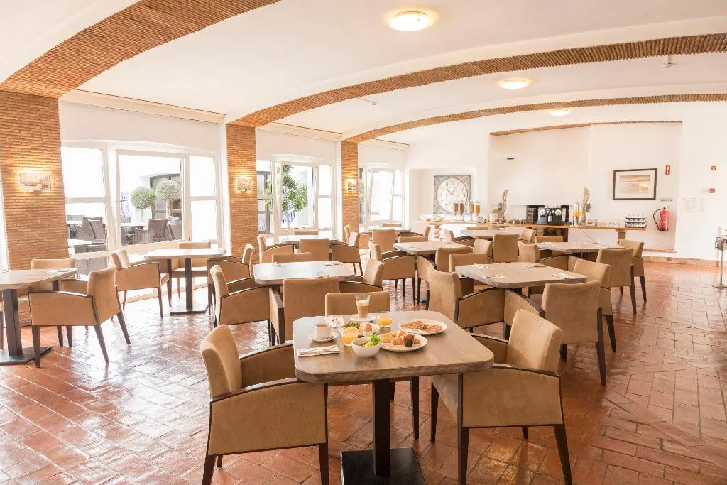 Restaurant, Carvoeiro Plaza, Algarve