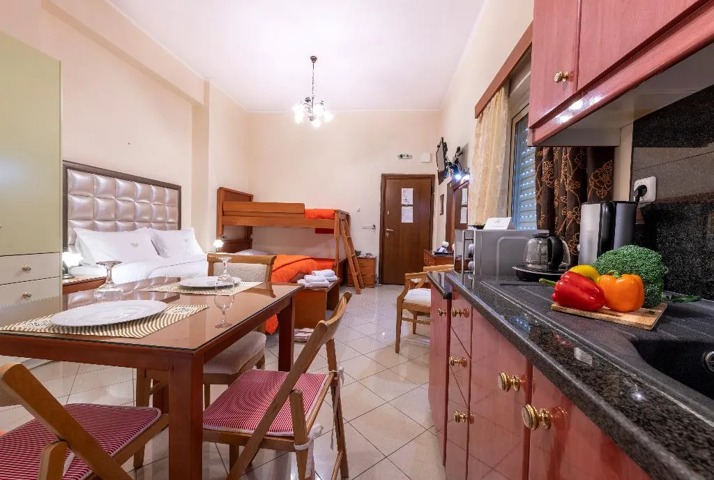 FAMILY ROOM SUPERIOR Room, Irida Resort Suites, Athens