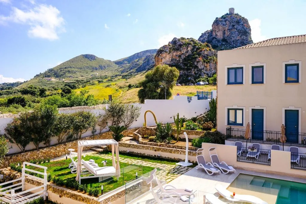 Terrace, Hotel Baglio Di Scopello, Palermo