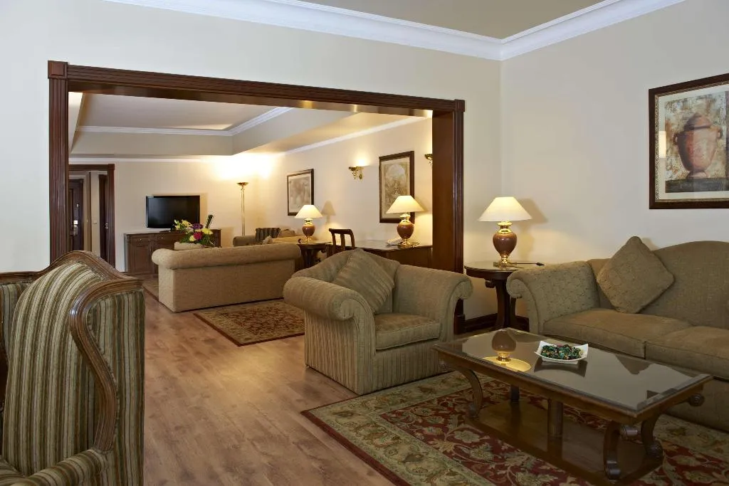 SUITE STANDARD Room, Hilton Zamalek Residence Cairo, Cairo