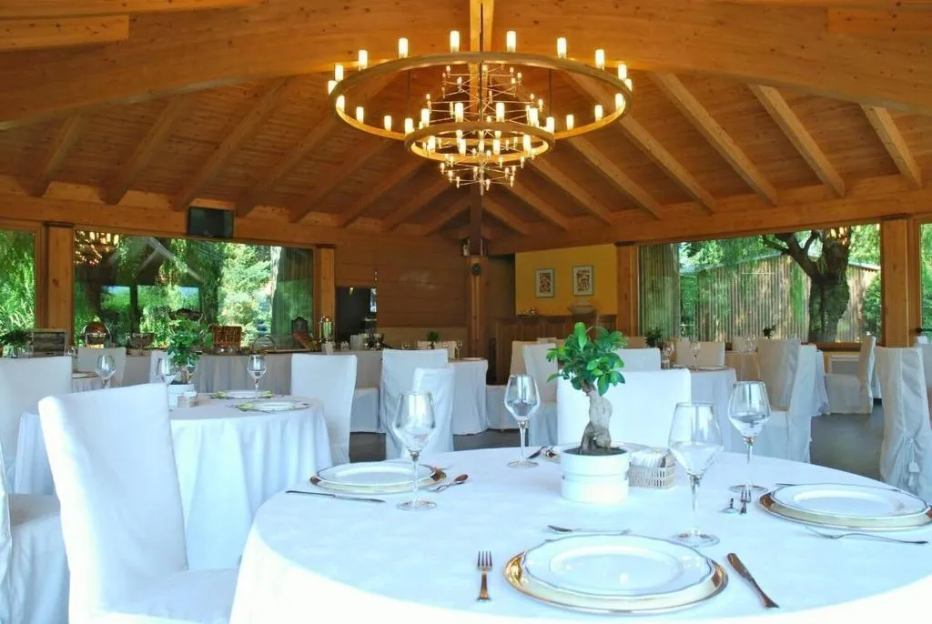 Restaurant, Casal Dell'Angelo, Naples