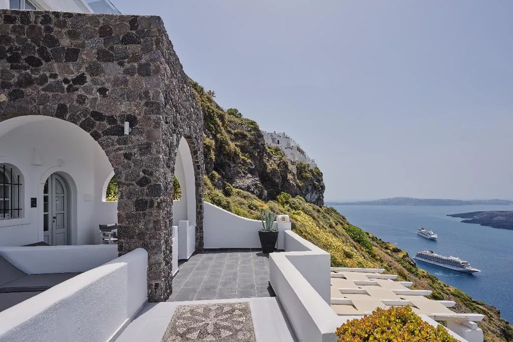 Room EXECUTIVE SEA VIEW Room, Agali Houses, Santorini