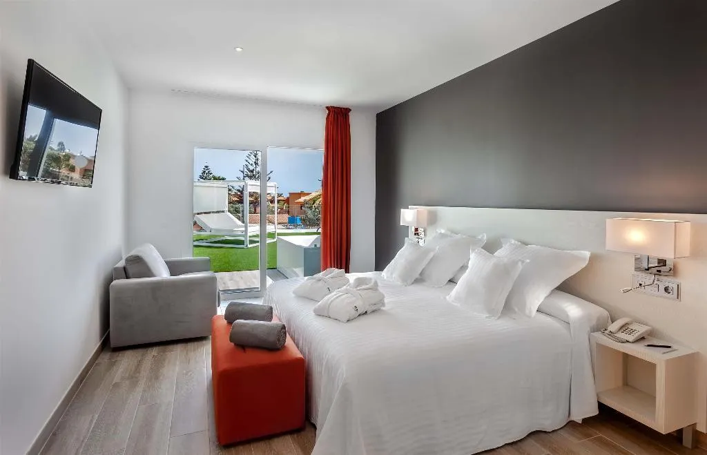 Double or Twin DELUXE Room, Barcelo Corralejo Sands, Fuerteventura