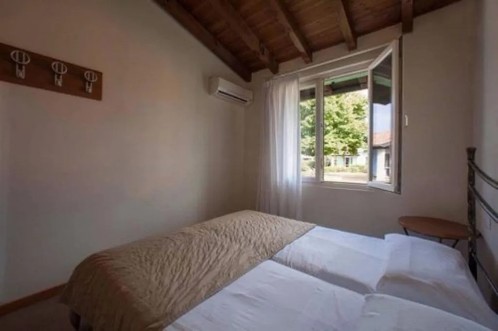 BUNGALOW BUNK BED Room, Resort The Garda Village, Milan