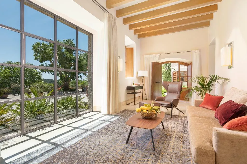 SUITE STANDARD Room, Castell Son Claret, Majorca