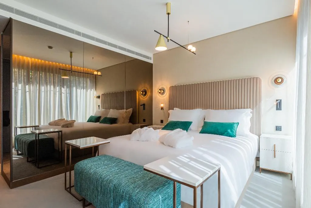 DOUBLE POOL VIEW Room, Luster Hotel, Lisbon