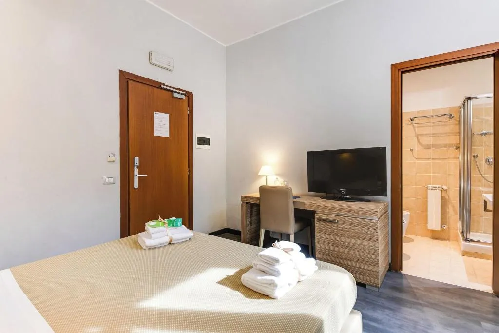 DOUBLE CLASSIC Room, Phi Hotel Garden Area Roma Eur, Rome