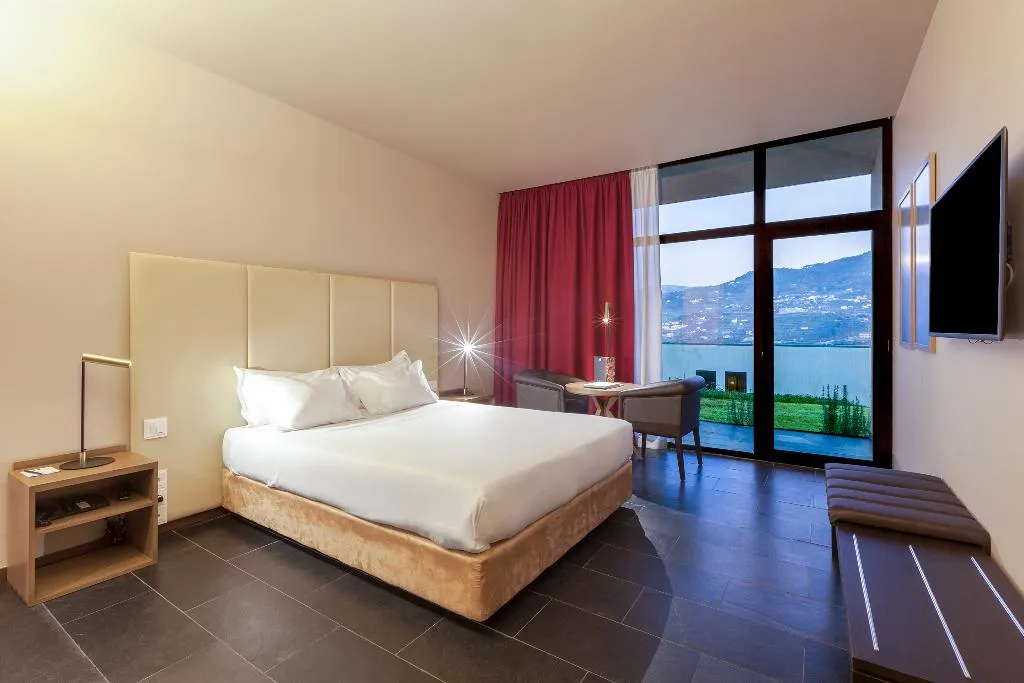 DOUBLE GARDEN VIEW Room, Douro Palace, Porto