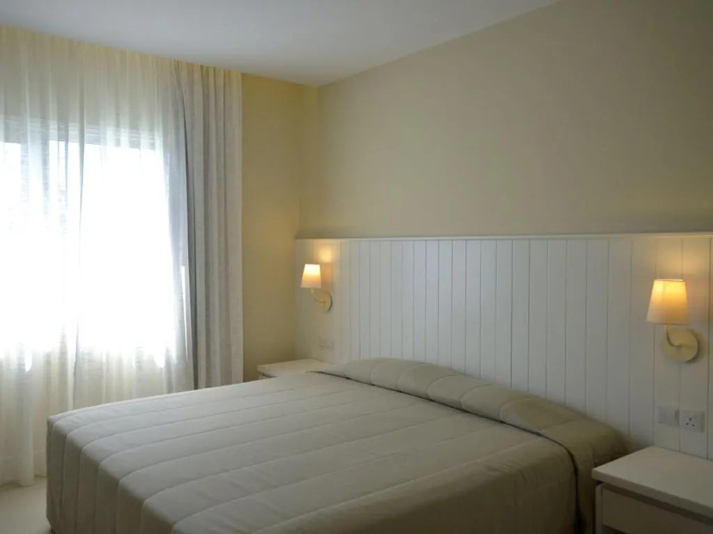 Room, Sunrise Gardens Aparthotel, Cyprus