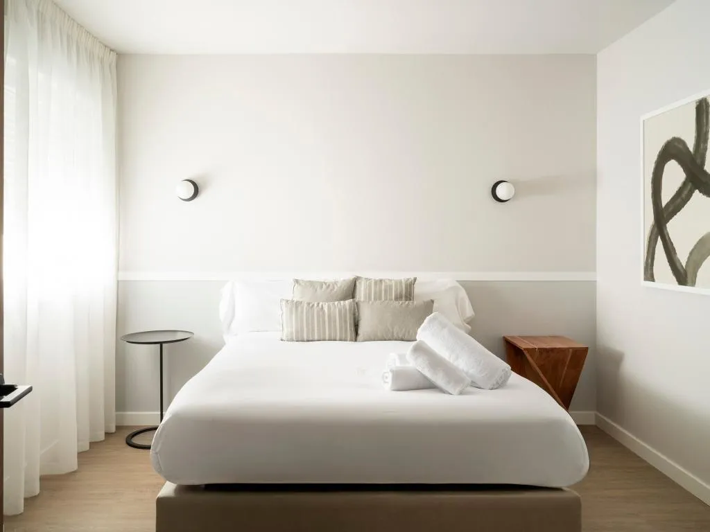 APARTMENT SUPERIOR WITH BALCONY Room, Meral Units, Costa Del Sol