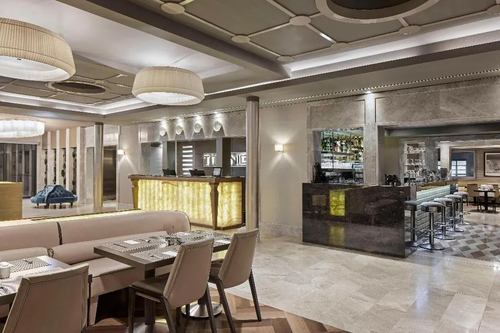 Lobby, Titanic Comfort Mitte, Berlin