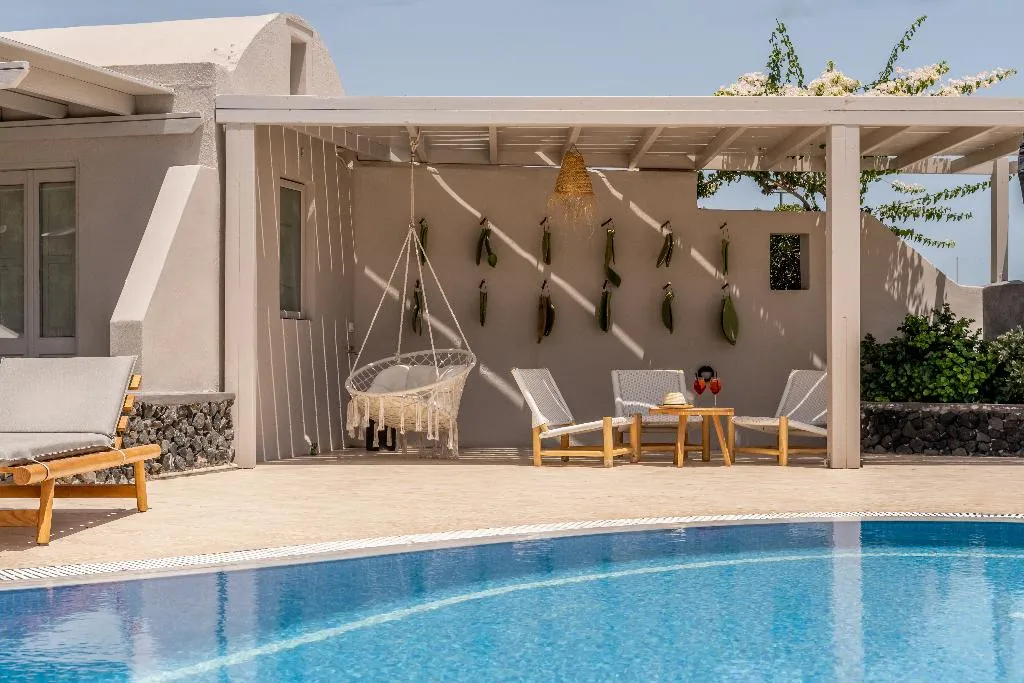 Pool, Marillia Village, Santorini