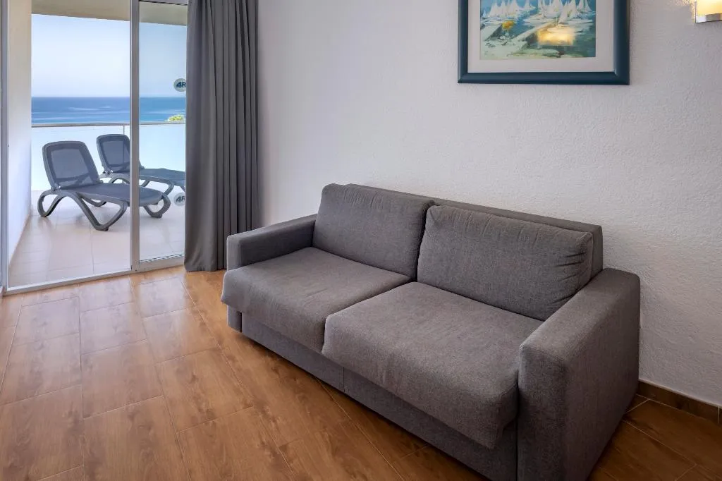 JUNIOR SUITE STANDARD Room, 4R Salou Park Resort I, Costa Dorada