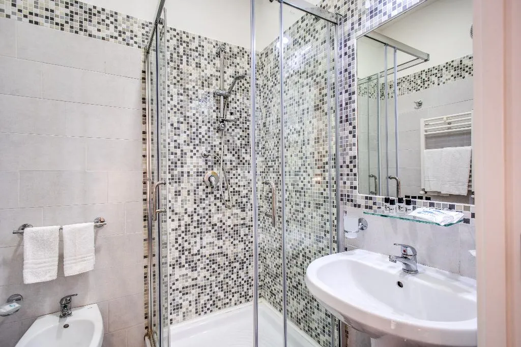 TRIPLE STANDARD Room, Napoli'S Gold, Naples