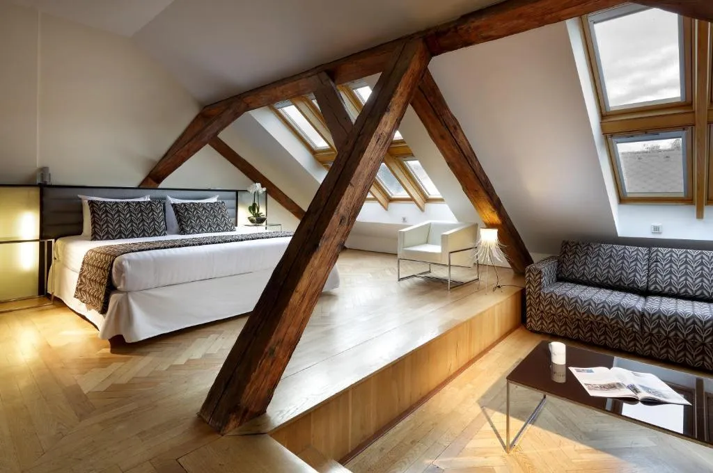 DOUBLE DELUXE Room, Eurostars Thalia, Prague