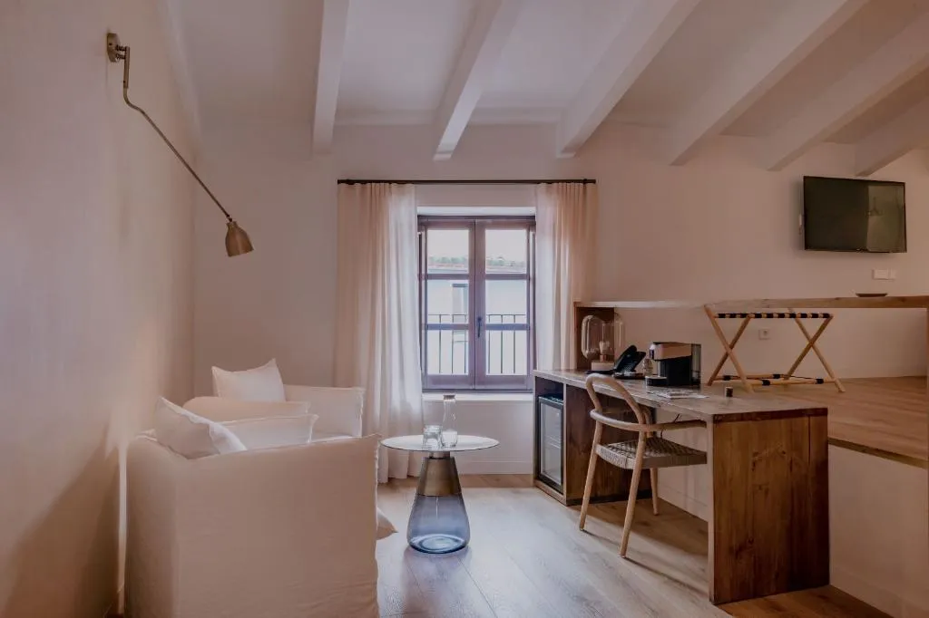 JUNIOR SUITE BASIC Room, Palau Macelli, Costa Brava