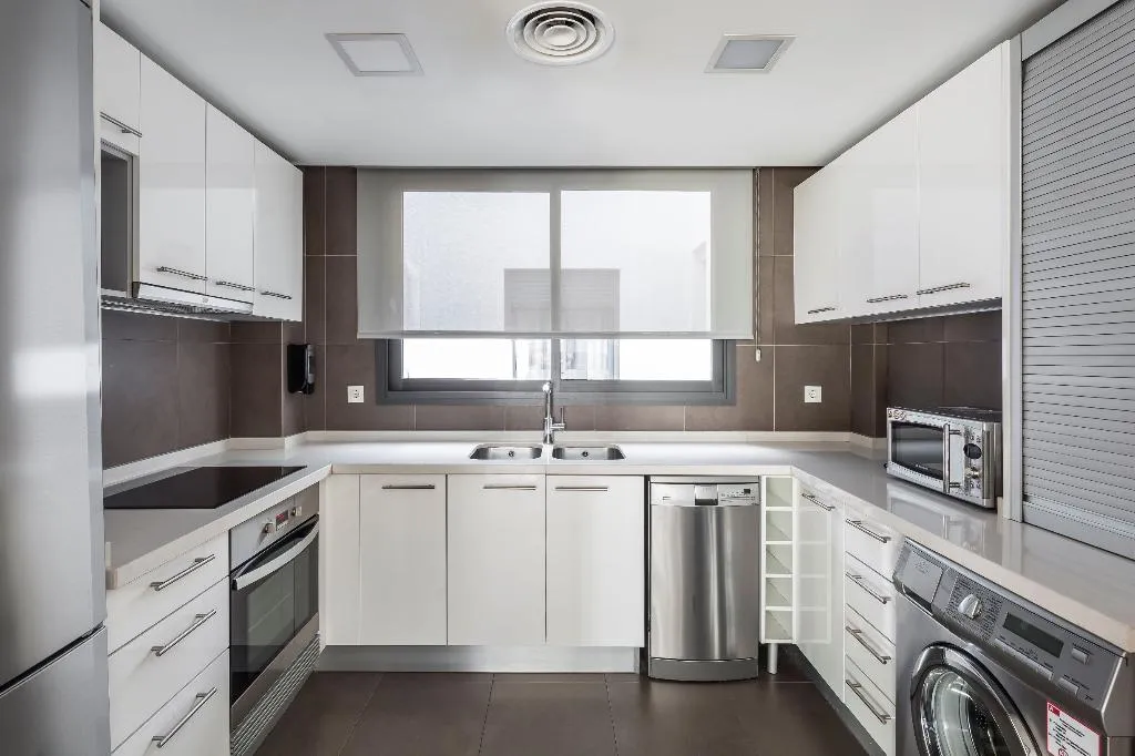 APARTMENT FOUR BEDROOMS Room, Mon Suites Catedral, Valencia