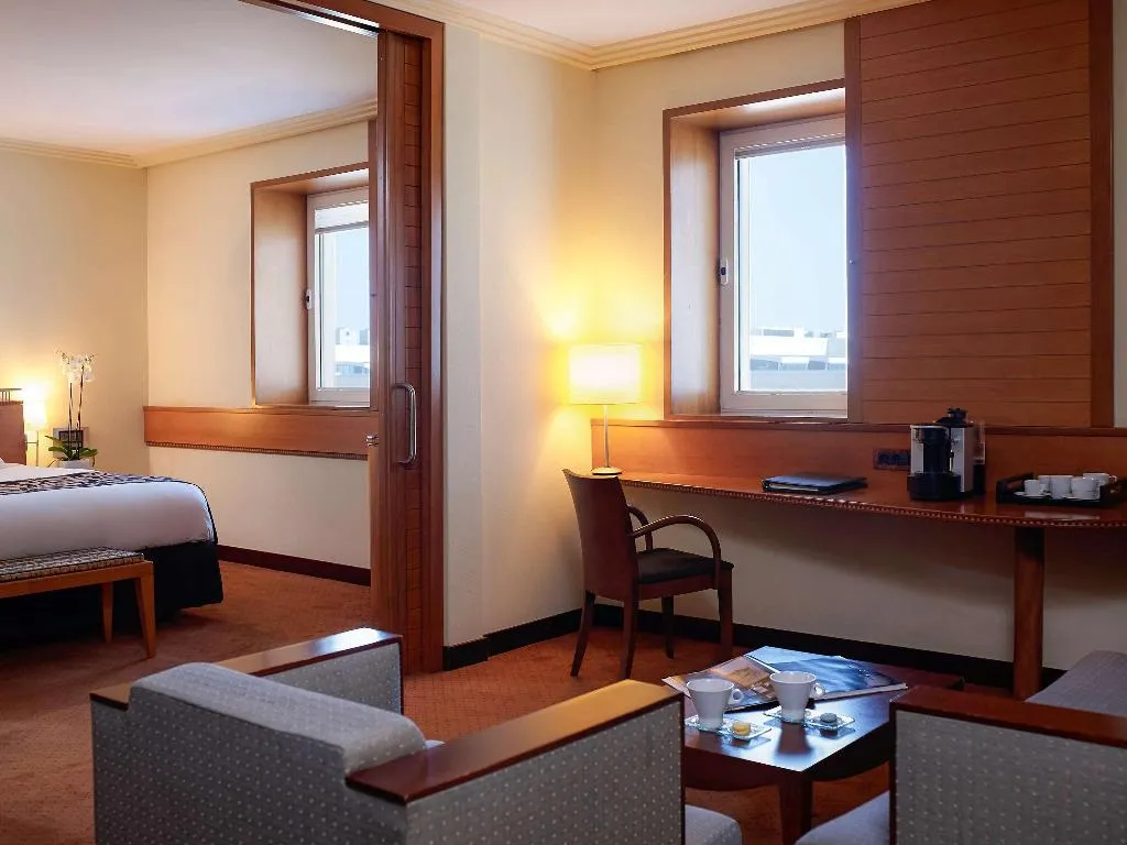 JUNIOR SUITE KING SIZE BED Room, Sofitel Athens Airport, Athens