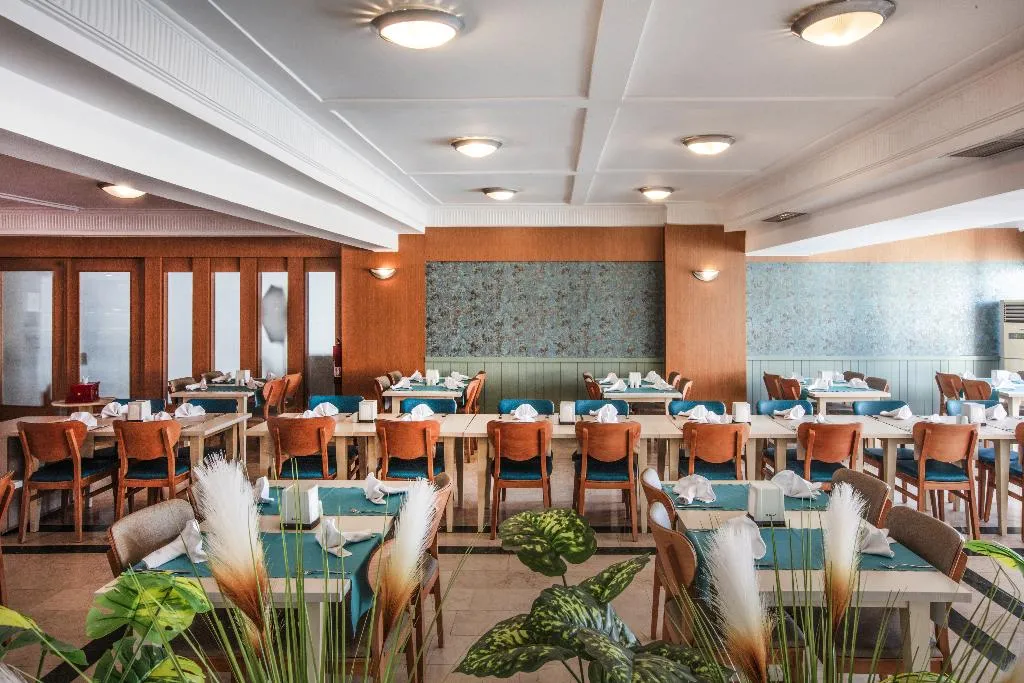 Restaurant, Palmin Hotel, Izmir