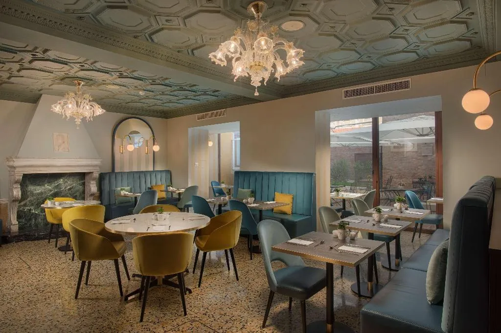 Restaurant, NH Venezia Santa Lucia, Venice