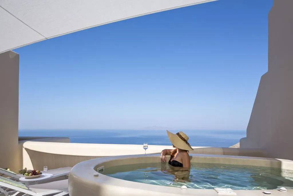 General view, Skyfall Suites, Santorini