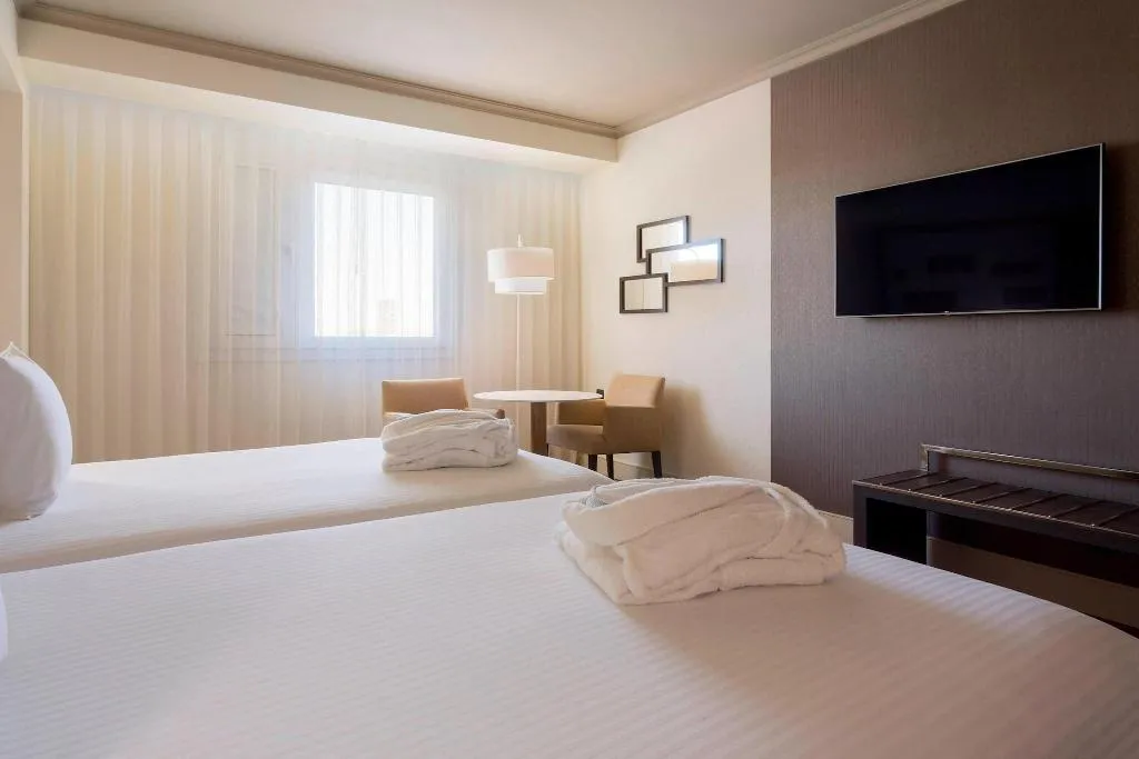 TWIN EXECUTIVE Room, Marriott Hotel Madrid Auditorium, Madrid