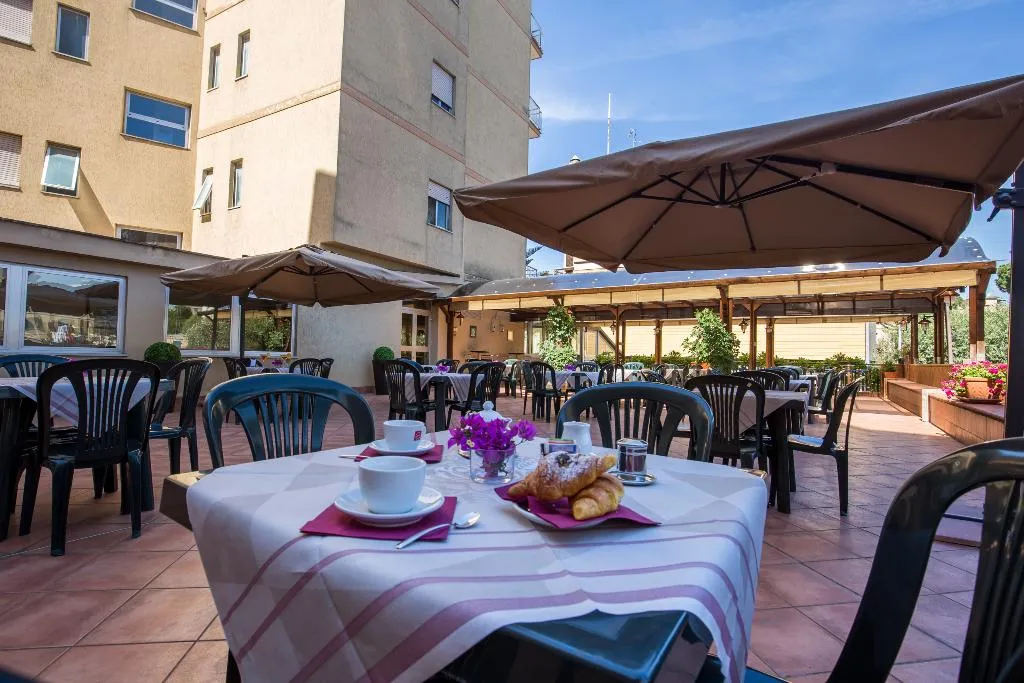 Terrace, Hotel Casa Tra Noi, Rome