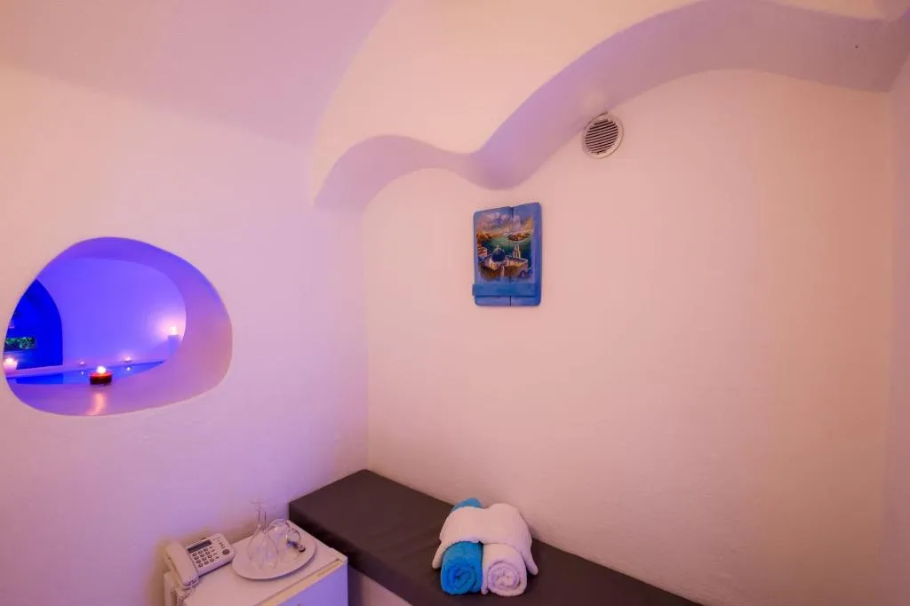 Room, Abyssanto Suites & Spa, Santorini