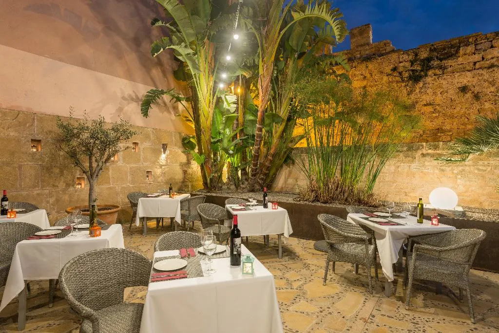 Restaurant, Can Simo Turismo de Interior, Majorca