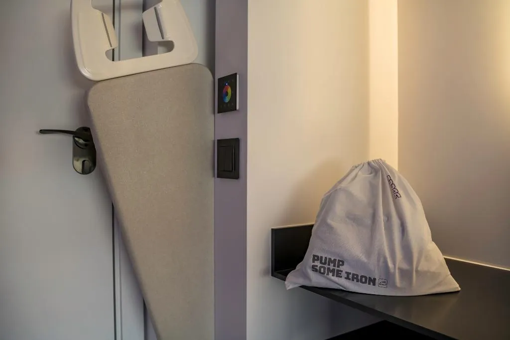 TWIN PREMIUM Room, Yotel Porto, Porto