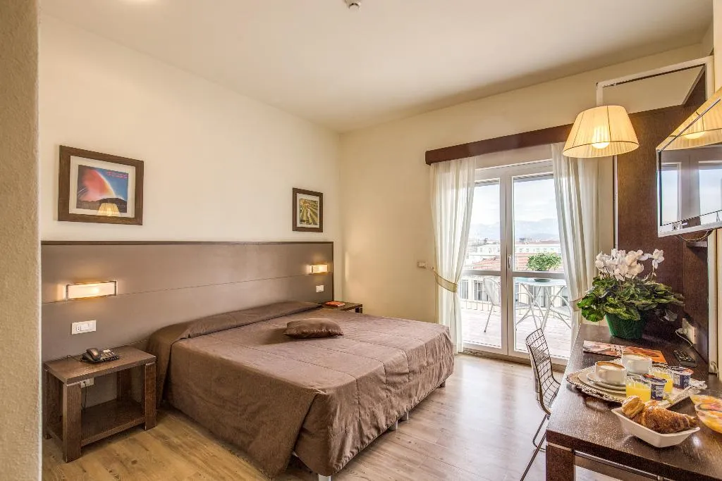 Double or Twin SUPERIOR Room, Delle Nazioni, Florence