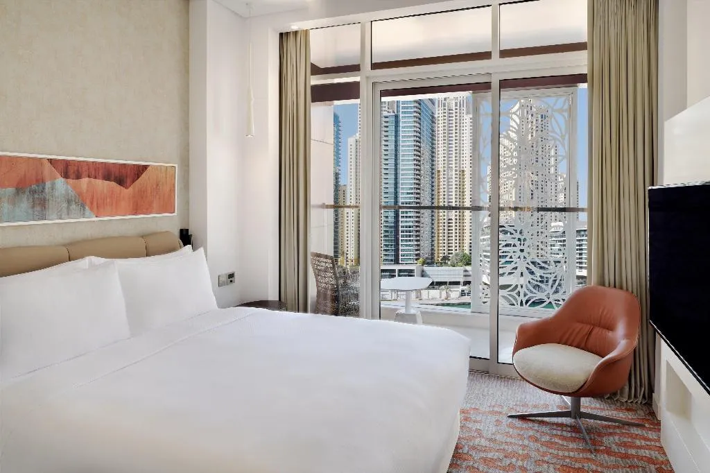SUITE DELUXE MARINA VIEW Room, Crowne Plaza Dubai Marina, Dubai