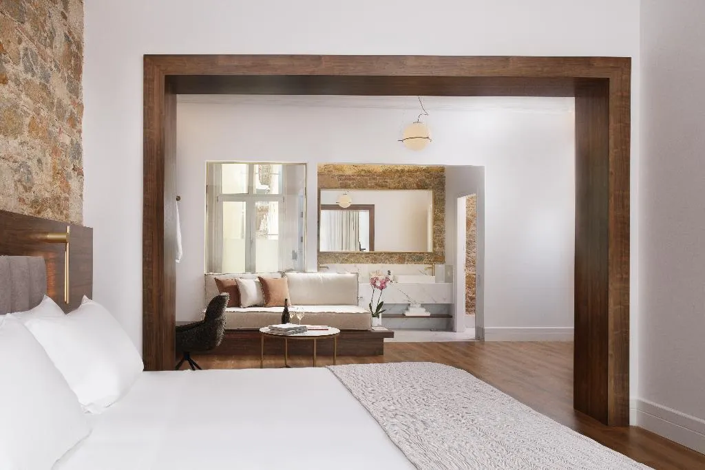 SUITE CITY VIEW Room, La Divina, Athens