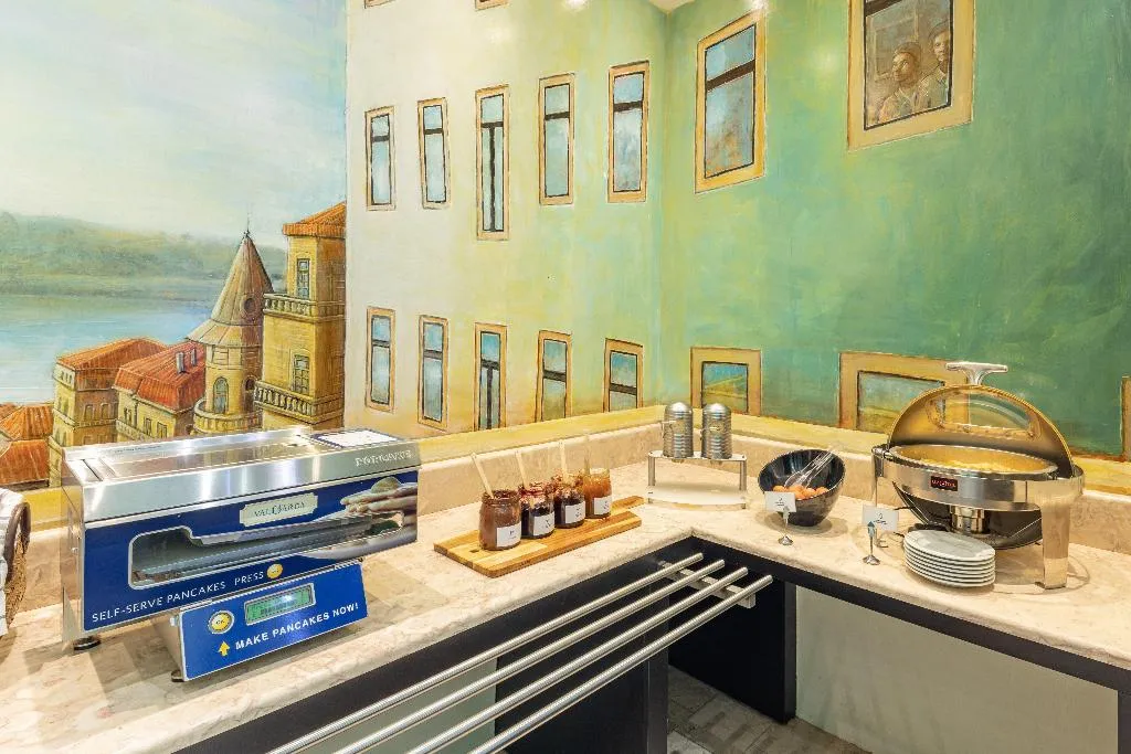 Restaurant, Holiday Inn Express Av.Liberdade, Lisbon