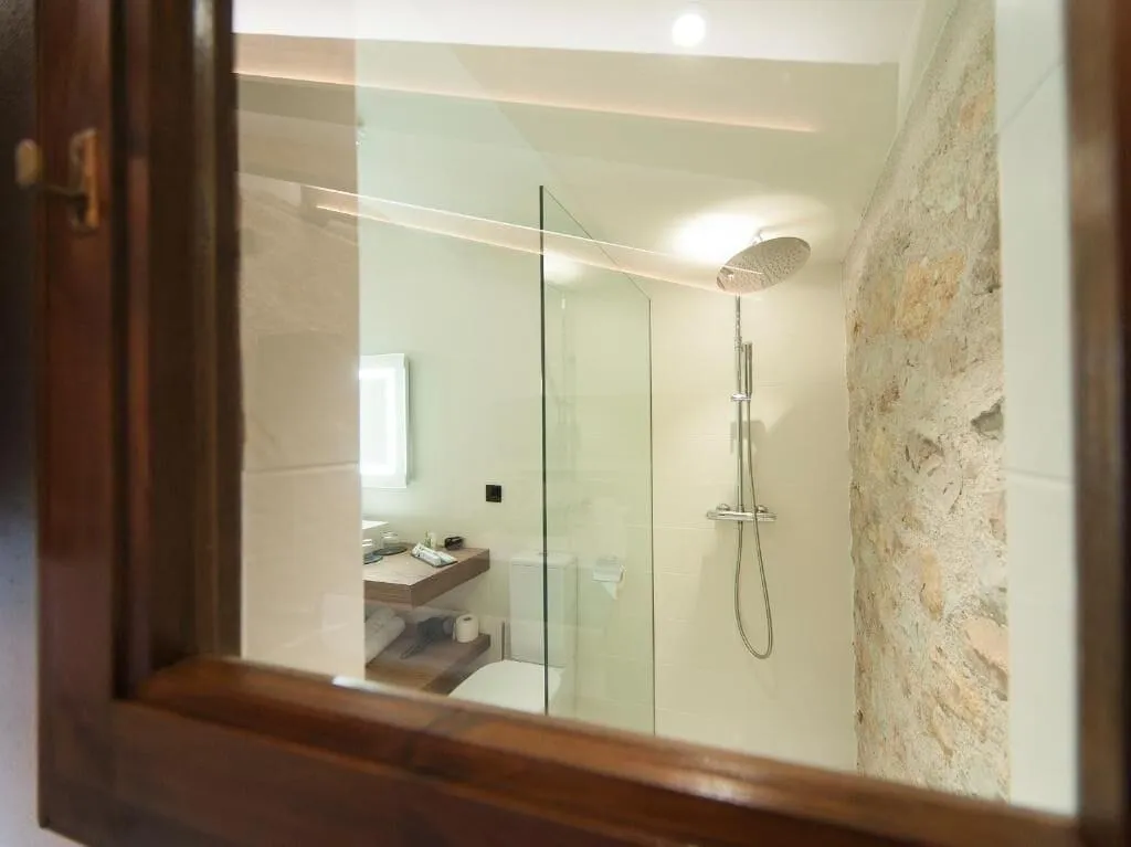 Room, Hotel Molí de l'Escala, Costa Brava
