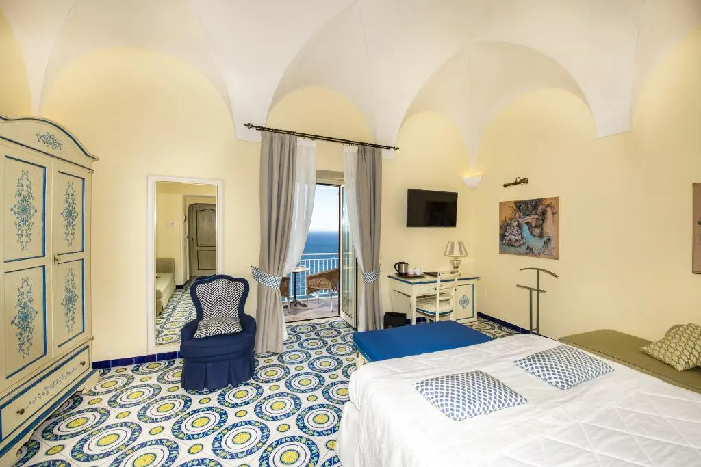 Room, Hotel Margherita, Naples