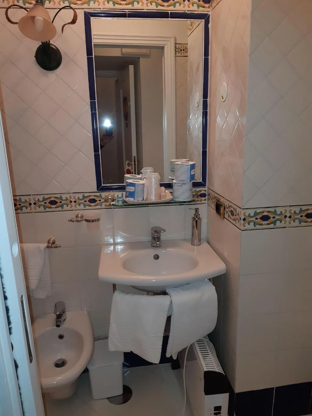 Room, Hotel Antica Repubblica, Naples
