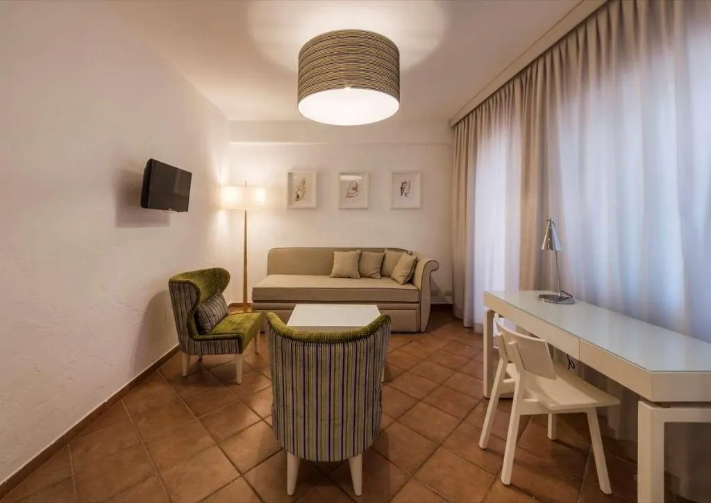 Room, Oasi Di Kufra, Rome