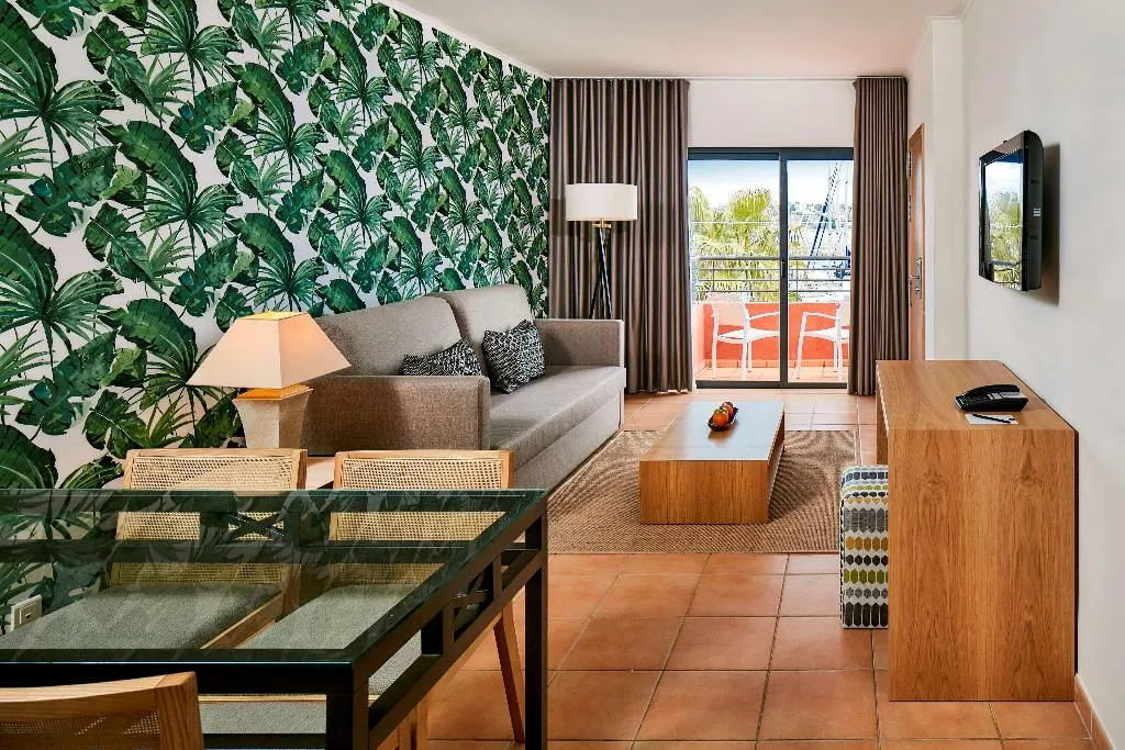 APARTMENT TWO BEDROOMS Room, NH Marina Portimão Resort, Algarve