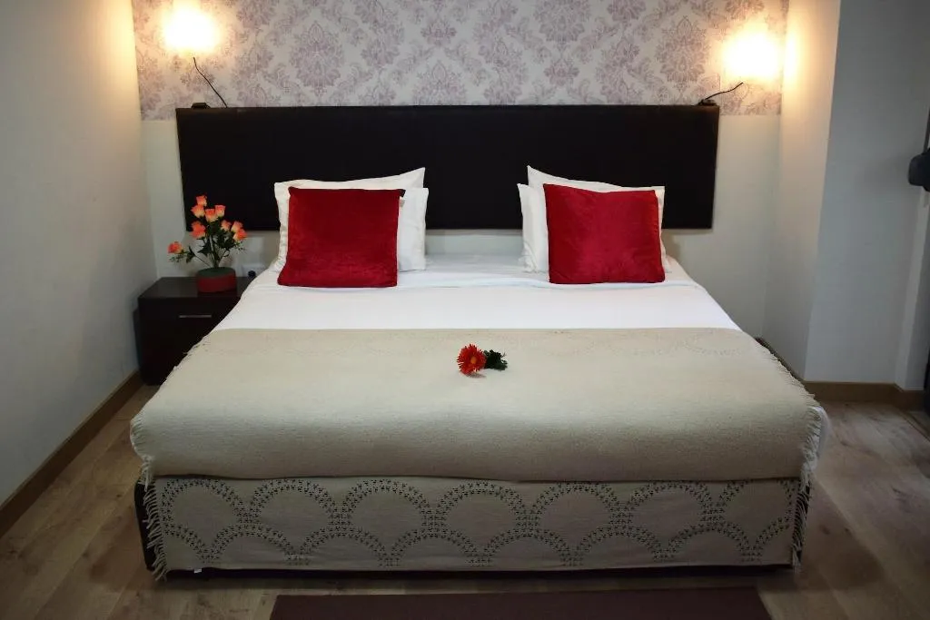 Room, Universo Romântico Guesthouse & Spa, Lisbon