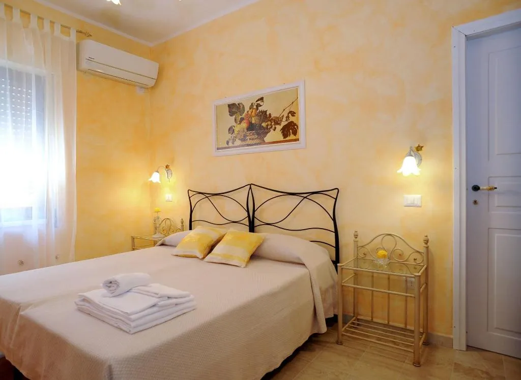 Room, B&B I Gerani, Alghero