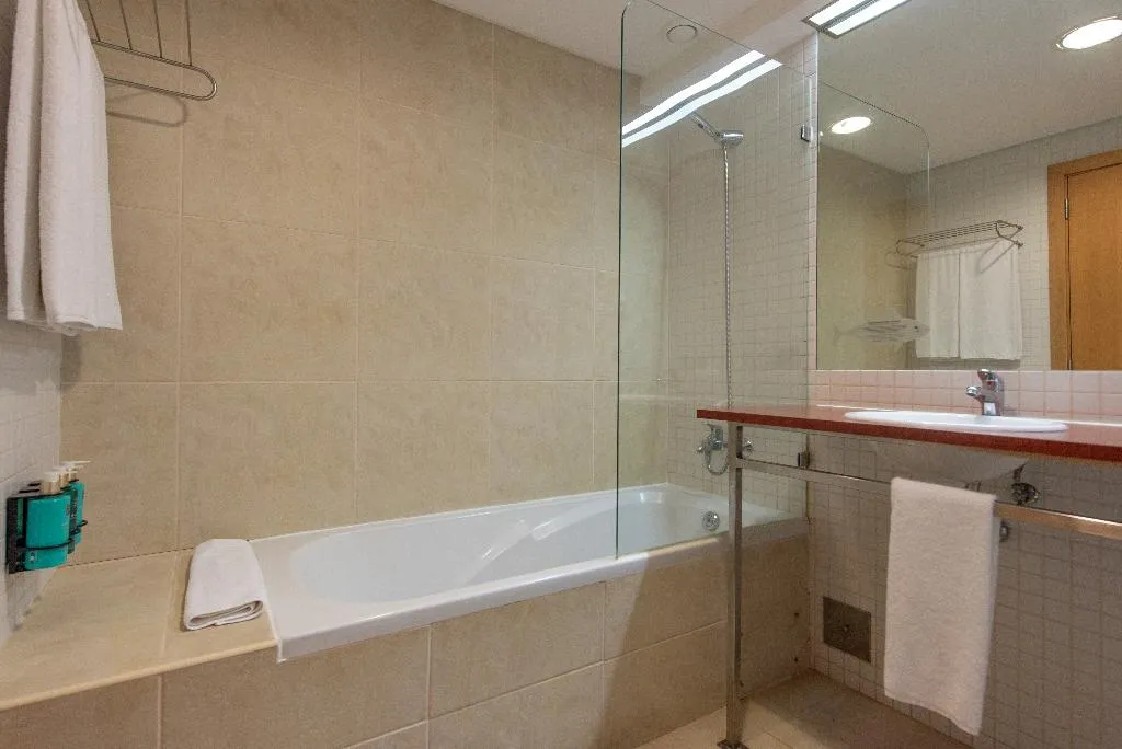 APARTMENT ONE BEDROOM WITH VIEWS Room, Vista Marina Apartamentos Turisticos, Algarve