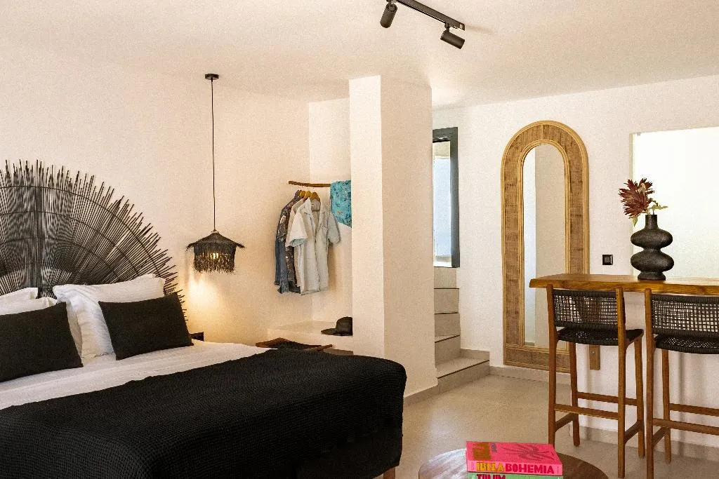 JUNIOR SUITE SEA VIEW Room, Gazelle Living, Santorini
